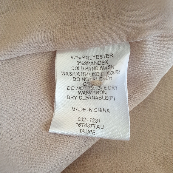 Forecast keyhole halter top - Picture 11 of 11